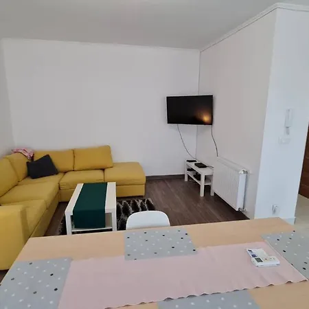 Aqua Apartman 2 *