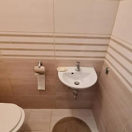 Aqua Apartman 2 * Tiszaújváros