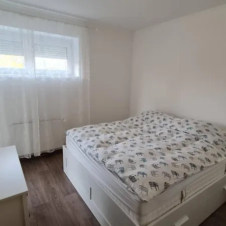 Aqua Apartman 2 Tiszaújváros